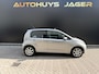 Volkswagen Up! 1.0 high up! BlueMotion - Pano Stoelverwarming Carplay