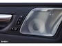 Volvo XC60 2.0 T6 Plug-in hybrid AWD Ultra Black Edition long Range | Luchtvering | Bowers&Wilkins | Zwenkbare trekhaak | Panoramadak | Memory | Blis |
