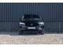 Volvo XC60 2.0 T6 Plug-in hybrid AWD Ultra Black Edition long Range | Luchtvering | Bowers&Wilkins | Zwenkbare trekhaak | Panoramadak | Memory | Blis |