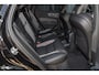 Volvo XC60 2.0 T6 Plug-in hybrid AWD Ultra Black Edition long Range | Luchtvering | Bowers&Wilkins | Zwenkbare trekhaak | Panoramadak | Memory | Blis |
