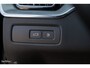 Volvo XC60 2.0 T6 Plug-in hybrid AWD Ultra Black Edition long Range | Luchtvering | Bowers&Wilkins | Zwenkbare trekhaak | Panoramadak | Memory | Blis |