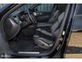 Volvo XC60 2.0 T6 Plug-in hybrid AWD Ultra Black Edition long Range | Luchtvering | Bowers&Wilkins | Zwenkbare trekhaak | Panoramadak | Memory | Blis |