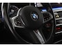 BMW 5-Serie Touring 530d xDrive M Sport > Pano.schuif/Head-up/19inch/Shadow-Line/Trekhaak