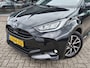 Toyota Yaris 1.5 Hybrid Dynamic | NL Auto | All Season | Keyless Entry & Star