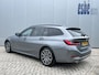 BMW 3-Serie Touring 320e Trekhaak Leder Camera Live Cockpit Plus Widescreen Elektrische Sportstoelen Stoelverwarming Extra Getint Glas Shadow Line Hifi Apple Carplay Android Auto Plug In Hybride NL Auto 1e Eigenaar BTW
