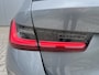 BMW 3-Serie Touring 320e Trekhaak Leder Camera Live Cockpit Plus Widescreen Elektrische Sportstoelen Stoelverwarming Extra Getint Glas Shadow Line Hifi Apple Carplay Android Auto Plug In Hybride NL Auto 1e Eigenaar BTW