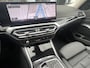 BMW 3-Serie Touring 320e Trekhaak Leder Camera Live Cockpit Plus Widescreen Elektrische Sportstoelen Stoelverwarming Extra Getint Glas Shadow Line Hifi Apple Carplay Android Auto Plug In Hybride NL Auto 1e Eigenaar BTW