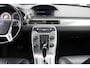 Volvo V70 T4 180PK Automaat Limited Edition | El. Achterklep | Trekhaak | PDC Achter | 17" LMV | Stoelverwarming | Climate Control | Leder |