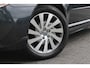 Volvo V70 T4 180PK Automaat Limited Edition | El. Achterklep | Trekhaak | PDC Achter | 17" LMV | Stoelverwarming | Climate Control | Leder |