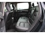 Volvo V70 T4 180PK Automaat Limited Edition | El. Achterklep | Trekhaak | PDC Achter | 17" LMV | Stoelverwarming | Climate Control | Leder |