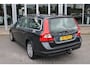 Volvo V70 T4 180PK Automaat Limited Edition | El. Achterklep | Trekhaak | PDC Achter | 17" LMV | Stoelverwarming | Climate Control | Leder |