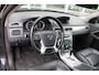 Volvo V70 T4 180PK Automaat Limited Edition | El. Achterklep | Trekhaak | PDC Achter | 17" LMV | Stoelverwarming | Climate Control | Leder |