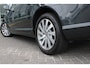 Volvo V70 T4 180PK Automaat Limited Edition | El. Achterklep | Trekhaak | PDC Achter | 17" LMV | Stoelverwarming | Climate Control | Leder |