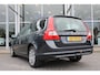 Volvo V70 T4 180PK Automaat Limited Edition | El. Achterklep | Trekhaak | PDC Achter | 17" LMV | Stoelverwarming | Climate Control | Leder |