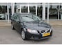 Volvo V70 T4 180PK Automaat Limited Edition | El. Achterklep | Trekhaak | PDC Achter | 17" LMV | Stoelverwarming | Climate Control | Leder |
