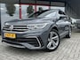 Volkswagen Tiguan 1.5 TSI R-Line Business+ | Trekhaak Wegklapbaar | Virtual Cockpit | Navigatie | Achteruitrijcamera | IQ Light | Elektrische Achterklep | Adaptieve Cruise Control | Apple Carplay | Android Auto | DAB |