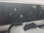 Kia EV3 Air 58.3 kWh | Achteruitrijcamera | Parkeersensoren voor en achter | 17" lichtmetalen velgen | Snelwegassistentie | Let op is een Demo, voor actuele kilometerstand bel de vestiging |