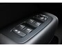 Volvo XC60 T6 Plug-in hybrid AWD Plus Dark | Trekhaak | 360 graden camera | Verwarmbare voorstoelen stuurwiel en achterbank | Adaptieve cruise control | Premium audio by Harman Kardon