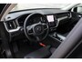 Volvo XC60 T6 Plug-in hybrid AWD Plus Dark | Trekhaak | 360 graden camera | Verwarmbare voorstoelen stuurwiel en achterbank | Adaptieve cruise control | Premium audio by Harman Kardon
