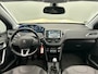 Peugeot 2008 1.2 PureTech Allure | Navigatie | Cruise/Control | PDC | Climate/Control | Panoramadak | Stoelverwarming |