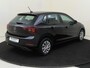 Volkswagen Polo 1.0 TSI Life | Adaptieve cruise control | Dodehoekdetectie | Parkeersensoren voor en achter | Airco | LED koplampen | Carplay | DAB+ radio |