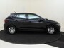 Volkswagen Polo 1.0 TSI Life | Adaptieve cruise control | Dodehoekdetectie | Parkeersensoren voor en achter | Airco | LED koplampen | Carplay | DAB+ radio |