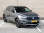 Volkswagen T-Roc 1.5 TSI Sport 150 pk | Black Style | Navigatie | Climate control | LED plus | Digital Cockpit | 19 inch Suzuka