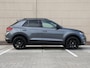 Volkswagen T-Roc 1.5 TSI Sport 150 pk | Black Style | Navigatie | Climate control | LED plus | Digital Cockpit | 19 inch Suzuka