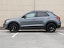 Volkswagen T-Roc 1.5 TSI Sport 150 pk | Black Style | Navigatie | Climate control | LED plus | Digital Cockpit | 19 inch Suzuka
