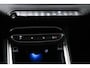 Jeep Avenger Altitude 54 kWh | SFEERVERLICHTING | DRAADLOZE LADER | DAB | APPLE | CAMERA