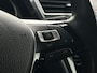 Volkswagen Tiguan 1.5 TSI Life | Stoelverwarming | Adaptieve Cruise Control | Navigatie | Climate Control | Metallic Lak | Climate Control | Automaat | Getinte Ramen | Dakrails | Lichtmetalen Velgen |