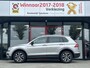 Volkswagen Tiguan 1.5 TSI Life | Stoelverwarming | Adaptieve Cruise Control | Navigatie | Climate Control | Metallic Lak | Climate Control | Automaat | Getinte Ramen | Dakrails | Lichtmetalen Velgen |