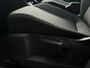Volkswagen Tiguan 1.5 TSI Life | Stoelverwarming | Adaptieve Cruise Control | Navigatie | Climate Control | Metallic Lak | Climate Control | Automaat | Getinte Ramen | Dakrails | Lichtmetalen Velgen |