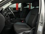 Volkswagen Tiguan 1.5 TSI Life | Stoelverwarming | Adaptieve Cruise Control | Navigatie | Climate Control | Metallic Lak | Climate Control | Automaat | Getinte Ramen | Dakrails | Lichtmetalen Velgen |