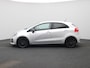 Kia Rio 1.2 CVVT ExecutiveLine | Wordt Verwacht | Camera | Parkeersensoren | Cruise Control | Stoelverwarming |