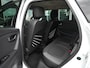 Renault Captur 0.9 TCe Intens | Zwart dak | Navi | Climate control | Parkeersensoren | Lichtmetalen velgen | Weinig KM