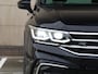 Volkswagen Tiguan 1.4 TSI eHybrid R-Line Business 245pk DSG | Dealer onderhouden | Navigatie | Winterpakket | Cruise control | Climate control | Trekhaak |
