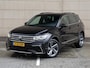 Volkswagen Tiguan 1.4 TSI eHybrid R-Line Business 245pk DSG | Dealer onderhouden | Navigatie | Winterpakket | Cruise control | Climate control | Trekhaak |
