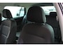 Volkswagen Golf 1.0 TSI R-Line | Virtual dashboard | LED Licht | Sfeerverlichting | Adaptive cruise control |