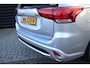 Mitsubishi Outlander 2.0 PHEV Premium Dealer O.H. Standkachel Apple Carplay/Android auto