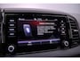 Skoda Karoq Sportline Business 1.5 TSI 150pk DSG Automaat Trekhaak, Panoramadak, Elektrische achterklep, Adaptive cruise control, Achteruitrijcamera, Navigatie