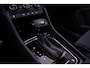 Skoda Karoq Sportline Business 1.5 TSI 150pk DSG Automaat Trekhaak, Panoramadak, Elektrische achterklep, Adaptive cruise control, Achteruitrijcamera, Navigatie