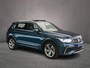 Volkswagen Tiguan R-Line Business+ 1.4 TSI eHybrid 245pk DSG Automaat Trekhaak, Panoramadak, Adaptive cruise control, Achteruitrijcamera, Navigatie