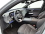 Mercedes-Benz E-klasse 300 e Business Solution AMG | Comfortpakket Plus | Winterpakket | Nightpakket | Parkeerpakket met 360°-camera | Trekhaak | 19-inch vijfdubbelspaak AMG velgen | GUARD 360° | Warmtewerend, donkergetint glas |