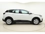 Peugeot 3008 1.2 PureTech Active | Trekhaak | Cruise control | Airco | Navigatie | Parkeersensoren | Climate control | Hill-hold | Stuurbediening | 17" inch lichtmetalen velgen |