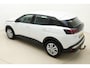 Peugeot 3008 1.2 PureTech Active | Trekhaak | Cruise control | Airco | Navigatie | Parkeersensoren | Climate control | Hill-hold | Stuurbediening | 17" inch lichtmetalen velgen |
