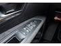 Peugeot 3008 1.2 PureTech Active | Trekhaak | Cruise control | Airco | Navigatie | Parkeersensoren | Climate control | Hill-hold | Stuurbediening | 17" inch lichtmetalen velgen |