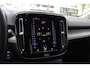 Volvo XC40 1.5 T5 Twin Engine Inscription | Electronic climate control | 19" lichtmetalen velgen | Voorstoelen verwarmd | Kunstlederen/ Alcantara bekleding | Exterieur Styling kit | Trekhaak, semi elektrisch inklapbaar
