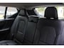 Volvo XC40 1.5 T5 Twin Engine Inscription | Electronic climate control | 19" lichtmetalen velgen | Voorstoelen verwarmd | Kunstlederen/ Alcantara bekleding | Exterieur Styling kit | Trekhaak, semi elektrisch inklapbaar