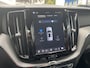Volvo XC60 2.0 T8 Plug-in hybrid AWD Ultra Dark | Luchtvering, Trekhaak, 360° Camera, PANO, 21 inch velgen, Lift modus, zeer luxe!